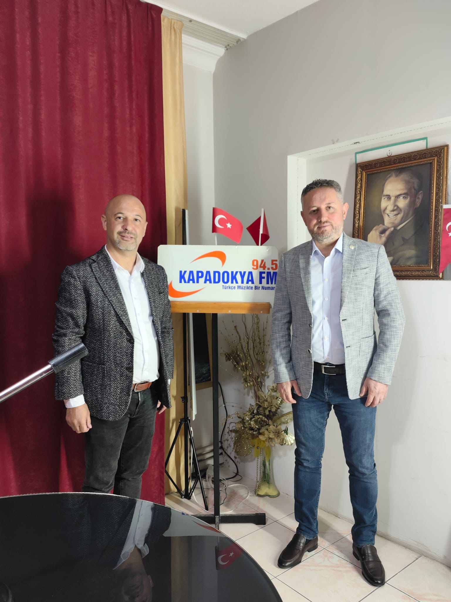 ORTAHİSAR BELEDİYE BAŞKANI MUSTAFA ATEŞ MÜZİK SANDAL'NIN KONUĞU OLDU